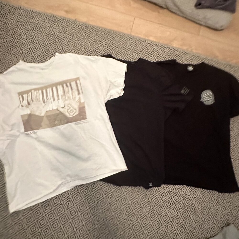 3 Men's XL Graphic Tees